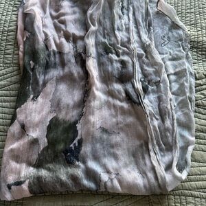 Abstract Patterned Scarf VELA